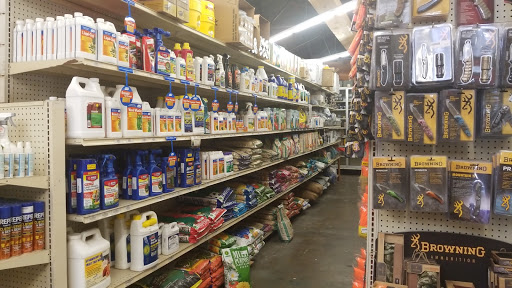 Pet Supply Store «Sutter Orchard Supply», reviews and photos, 573 Bridge St, Yuba City, CA 95991, USA