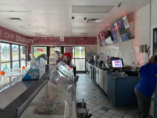 Ice Cream Shop «Baskin-Robbins», reviews and photos, 3064 Ross Clark Cir, Dothan, AL 36301, USA