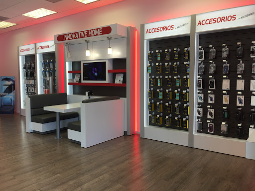 Cell Phone Store «GoWireless Verizon Authorized Retailer», reviews and photos, 547 W Harvard Blvd, Santa Paula, CA 93060, USA