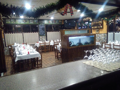 Restaurante Paco Sidrería - C. la Isla, 5, 33510 Pola de Siero, Asturias, Spain