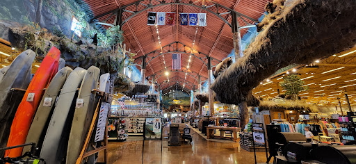 Sporting Goods Store «Bass Pro Shops», reviews and photos, 1000 Bass Pro Dr NW, Altoona, IA 50009, USA