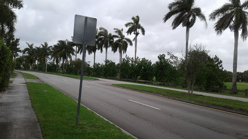 Golf Course «The Bridges at Springtree Golf Club», reviews and photos, 8150 Springtree Dr, Sunrise, FL 33351, USA