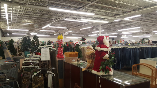 Thrift Store «Community Thrift Center», reviews and photos, 2226 Noblestown Rd, Pittsburgh, PA 15205, USA
