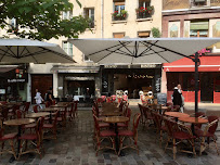 Photos du propriétaire du Restaurant français Restaurant Les 5 à Paris - n°5
