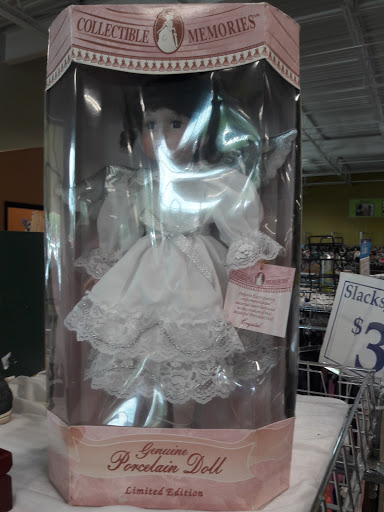 Thrift Store «Goodwill», reviews and photos, 1312 E Semoran Blvd, Apopka, FL 32703, USA