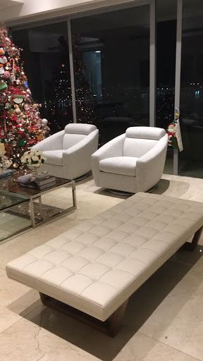 Furniture Store «Wasser Exclusive Furniture», reviews and photos, 19 NE 1st Ave, Hallandale Beach, FL 33009, USA