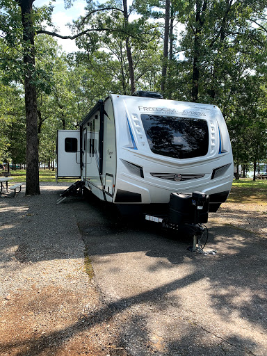 RV Dealer «Livingston Camper Sales», reviews and photos