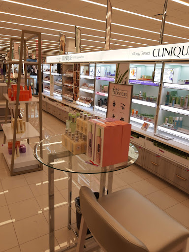 Shopping Mall «Valley Mall», reviews and photos, 17301 Valley Mall Rd, Hagerstown, MD 21740, USA