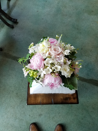 Florist «Artisan Flowers», reviews and photos, 449 Ada Dr SE, Ada, MI 49301, USA