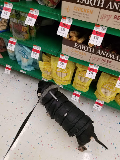 Pet Supply Store «Pet Supplies Plus», reviews and photos, 31029 Harper Ave, St Clair Shores, MI 48082, USA