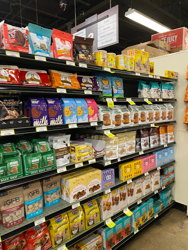 Natural Foods Store «The Turnip Truck Urban Fare», reviews and photos, 321 12th Ave S, Nashville, TN 37203, USA