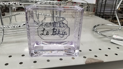 Clothing Store «Burlington Coat Factory», reviews and photos, 6900 Chestnut St, Gilroy, CA 95020, USA