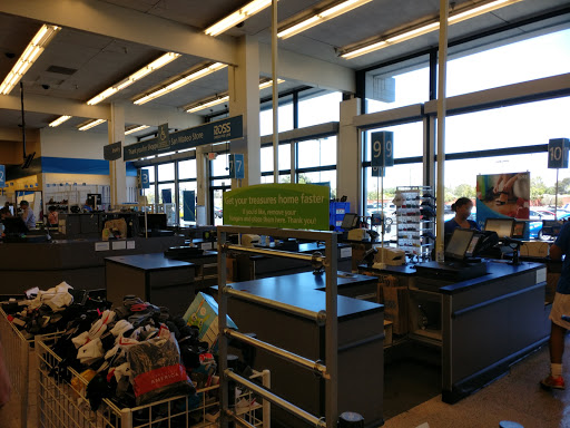 Clothing Store «Ross Dress for Less», reviews and photos, 640 Concar Dr, San Mateo, CA 94402, USA