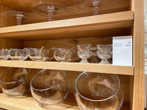 Furniture Store «Crate and Barrel», reviews and photos, 2801 W Big Beaver Rd, Troy, MI 48084, USA