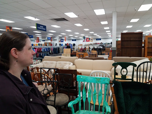Thrift Store «Deseret Industries Thrift Store», reviews and photos, 17935 Aurora Ave N, Shoreline, WA 98133, USA