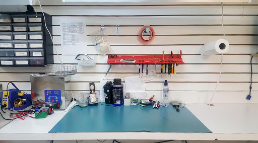 Mobile Phone Repair Shop «CPR Cell Phone Repair Dallas - University Park», reviews and photos, 5921 Greenville Ave, Dallas, TX 75206, USA