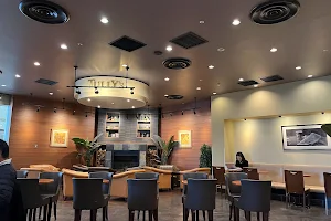 Tully's Coffee image