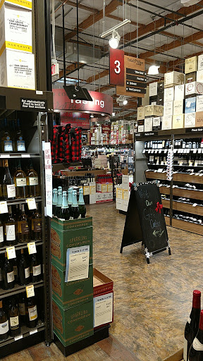 Wine Store «Total Wine & More», reviews and photos, 7925 N Blackstone Ave, Fresno, CA 93720, USA