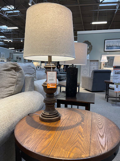 Furniture Store «Ashley HomeStore», reviews and photos, 3667 N Freeway Blvd, Sacramento, CA 95834, USA