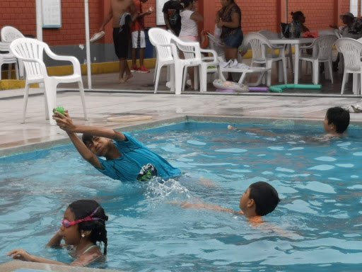 Mini Complejo Deportivo - Fernando Leon De Vivero