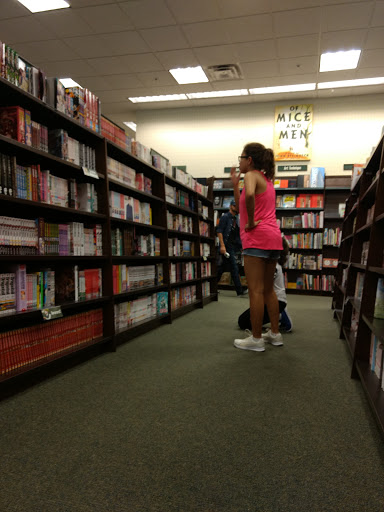 Book Store «Barnes & Noble Booksellers Hillside Village», reviews and photos, 305 Farm to Market Road 1382 #520, Cedar Hill, TX 75104, USA
