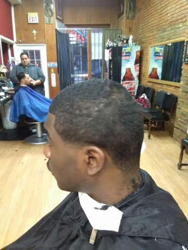 Barber Shop «Adjuntas Barber Shop», reviews and photos, 5500 Lorain Ave, Cleveland, OH 44102, USA