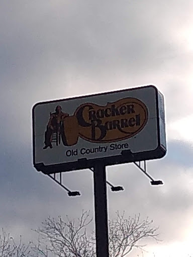 American Restaurant «Cracker Barrel Old Country Store», reviews and photos, 1795 Andover St, Tewksbury, MA 01876, USA