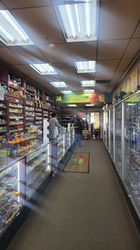 Tobacco Shop «Amsterdam Smoke Shop», reviews and photos, 5901 Warner Ave, Huntington Beach, CA 92649, USA