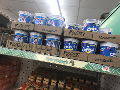 Dollar Store «Dollar Tree», reviews and photos, 847 Queen St, Southington, CT 06489, USA