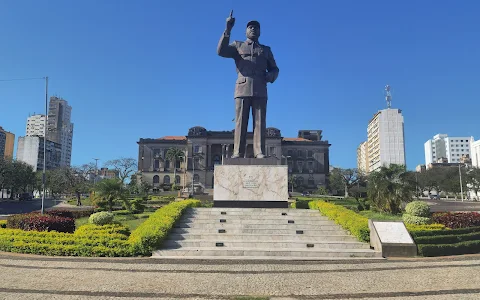 Praça da Independência image