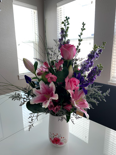 Florist «Brighton Florist», reviews and photos, 2220 E Bridge St, Brighton, CO 80601, USA