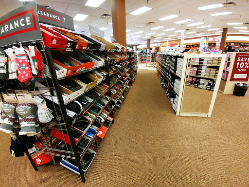 Outlet Mall «Tanger Outlet Hilton Head», reviews and photos, 1414 Fording Island Rd, Bluffton, SC 29910, USA