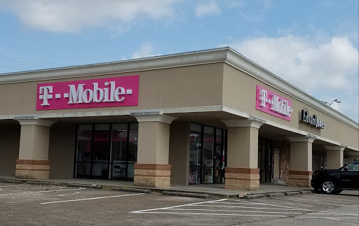 Cell Phone Store «T-Mobile», reviews and photos, 2290 MacArthur Dr, Orange, TX 77630, USA