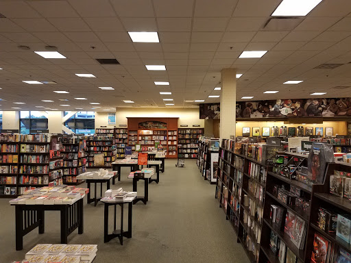 Book Store «Barnes & Noble», reviews and photos, 113 W County Center, Des Peres, MO 63131, USA