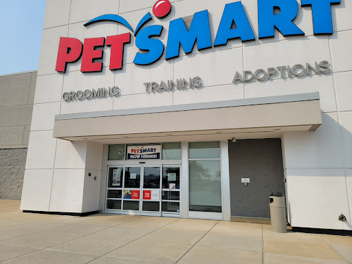 Pet Store «PetSmart», reviews and photos, 1606 E Empire St, Bloomington, IL 61701, USA