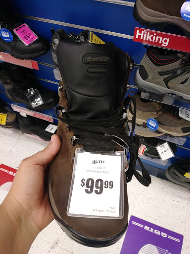 Sporting Goods Store «Big 5 Sporting Goods», reviews and photos, 8990 Knott Ave, Buena Park, CA 90620, USA