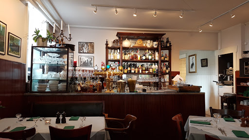 Restaurant Under Uret in København ø, Lyngby-Taarbæk