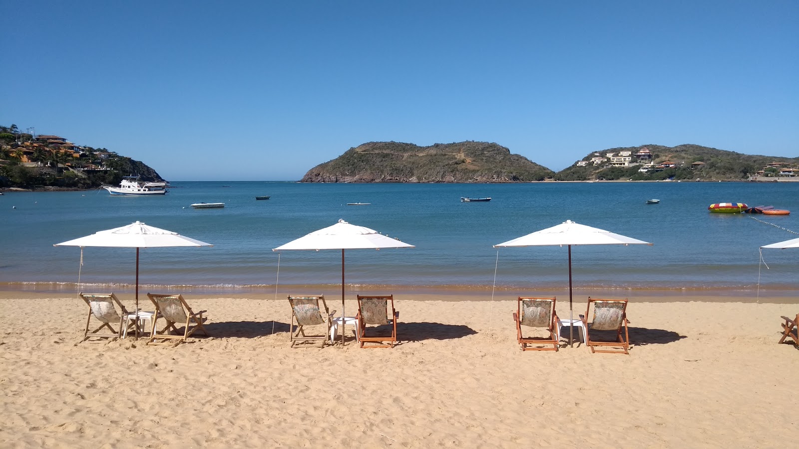 Ferradura Beach'in fotoğrafı ve güzel manzarası