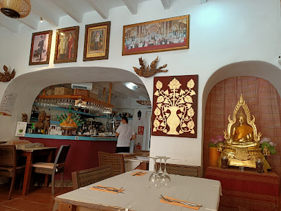 Chiang Mai Thai Restaurant - Carrer de Sant Vicent, 25, 07840 Santa Eulària des Riu, Illes Balears, Spain
