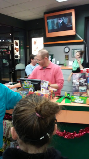 Movie Rental Store «Family Video», reviews and photos, 1900 NE 72nd St, Gladstone, MO 64118, USA