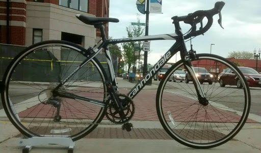 Bicycle Store «ON THE ROUTE BICYCLES», reviews and photos, 2338 W Lawrence Ave, Chicago, IL 60625, USA