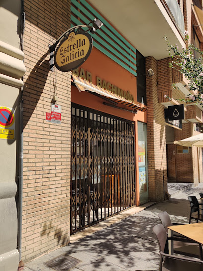 Cafe - Bar Bachimaña - C. Zaragoza, 13, 22002 Huesca, Spain