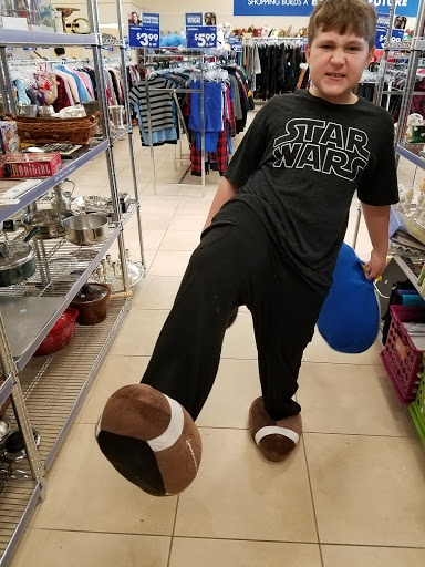 Thrift Store «Goodwill New Milford Store & Donation Station», reviews and photos