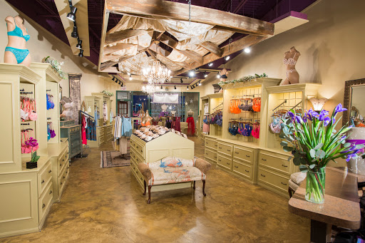Lingerie Store «clair de lune Lingerie Boutique Magnifique», reviews and photos, 5053 W 119th St, Overland Park, KS 66209, USA