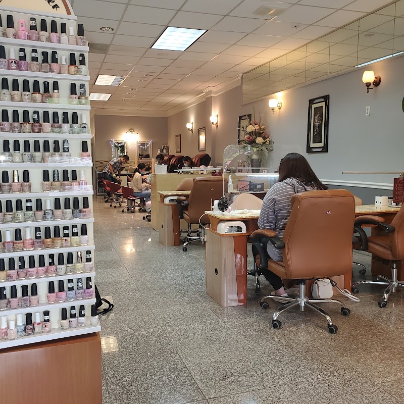 Beverly Nails and Spa