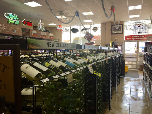 Liquor Store «Laurel Crest Liquors», reviews and photos, 524 Wolcott Rd, Wolcott, CT 06716, USA