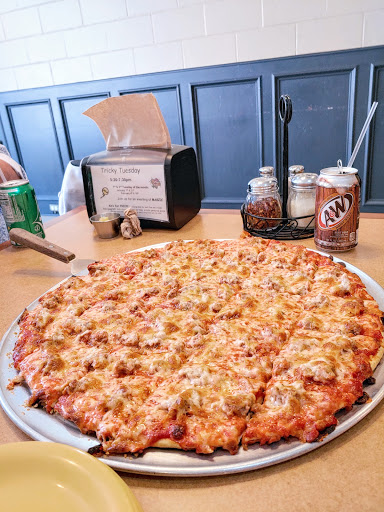 Pizza Restaurant «Wise Guys Pizzeria», reviews and photos, 375 E State St, South Elgin, IL 60177, USA