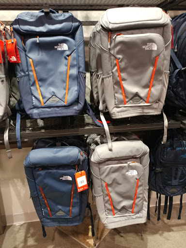 Outlet Store «Express Factory Outlet», reviews and photos, 5050 Factory Shops Blvd, Castle Rock, CO 80108, USA