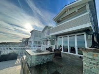 Pleasure Point Window Cleaning - Photo 2 - Car repair in Santa Cruz, CA, Santa Cruz