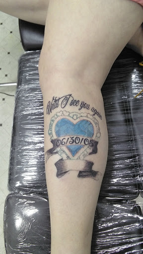 Tattoo Shop «Mystic Addiction Tattoos», reviews and photos, 818 N Kansas Ave, Topeka, KS 66608, USA